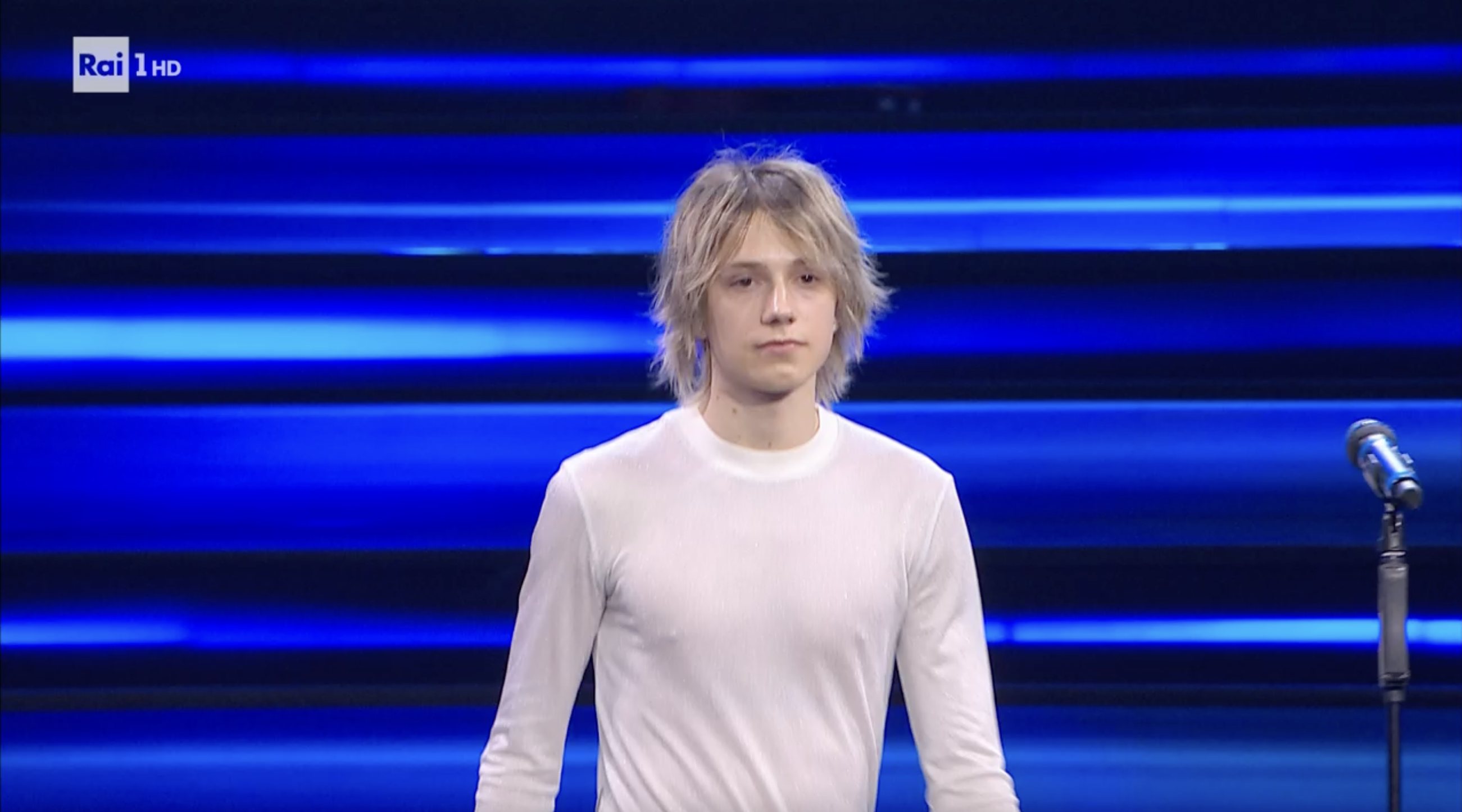 abito Gianmaria sanremo 2023