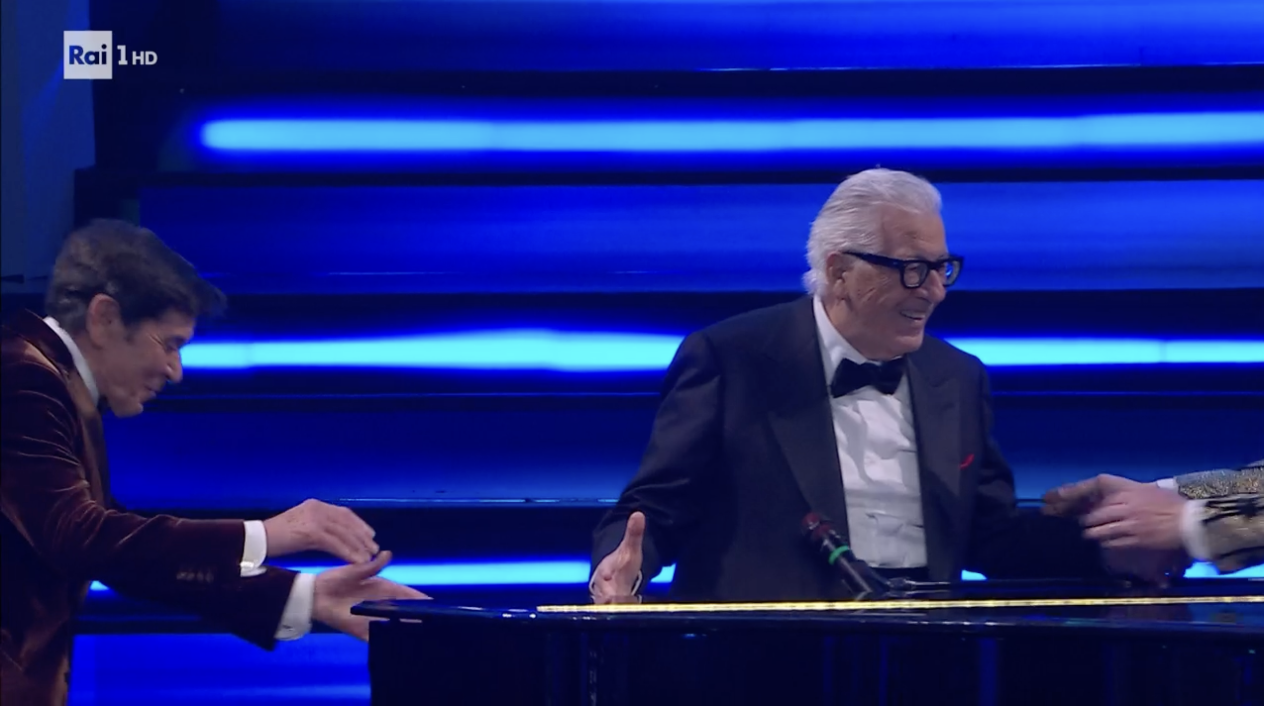 abito peppino di capri sanremo 2023