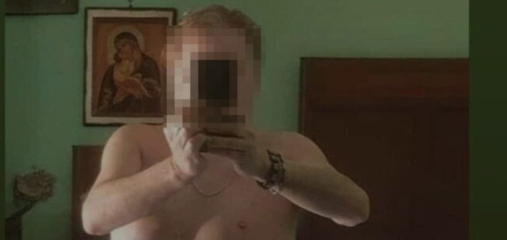 prete foto uomo nudo facebook