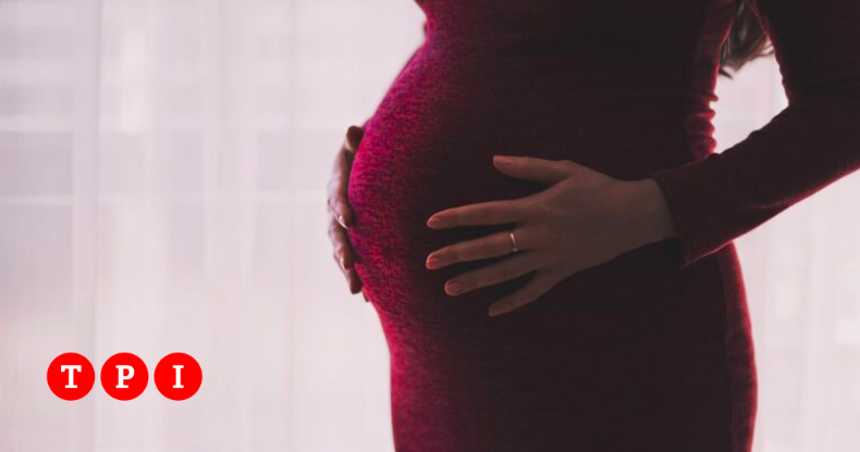 Calendarizzate le proposte di legge del centrodestra su maternità surrogata reato universale