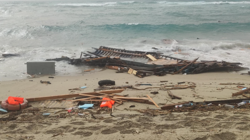 cutro ordinanza giudice