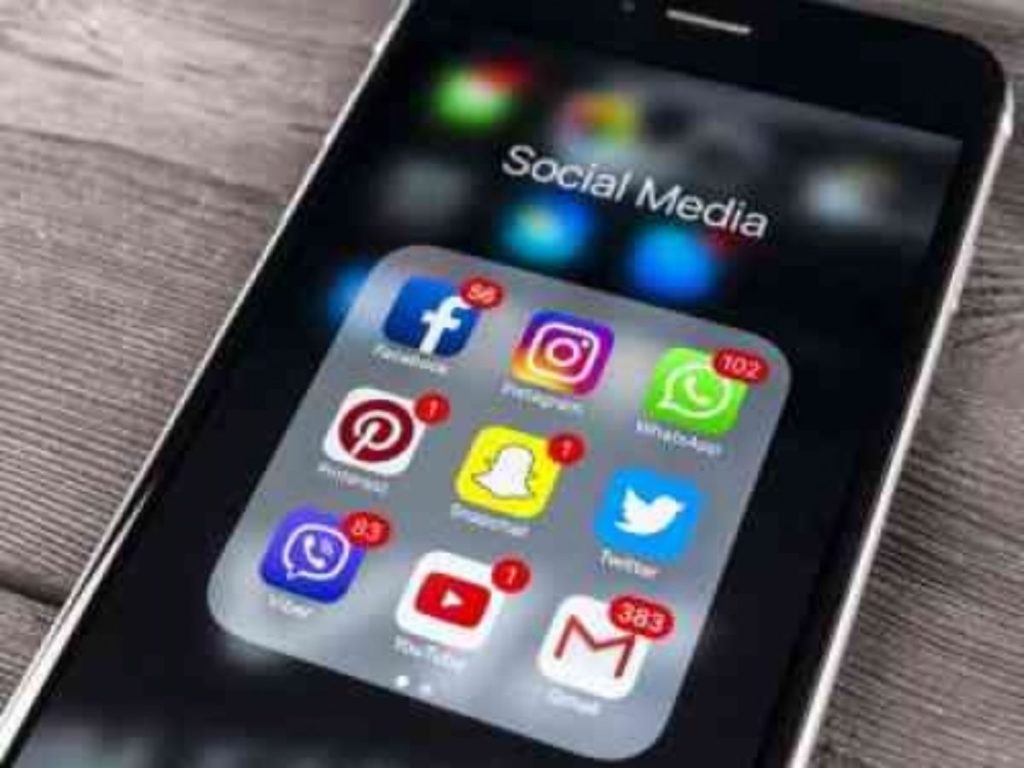 francia legge social 15 anni