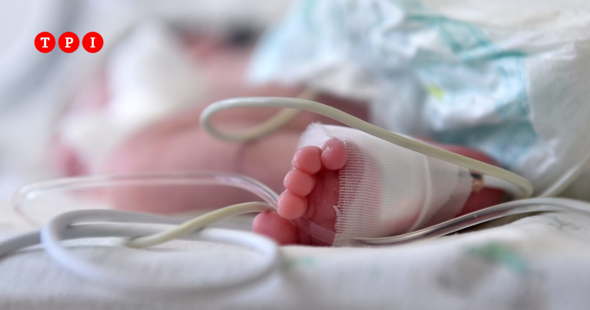Roma, neonato morto per una grave emorragia: si sospetta per una circoncisione in casa