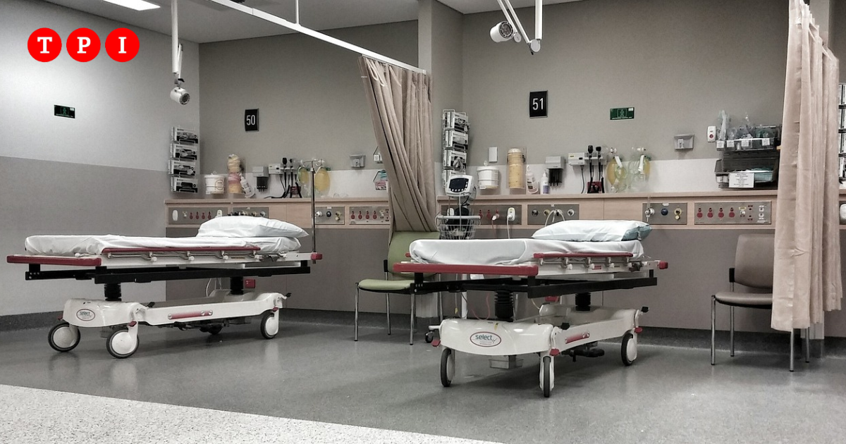 Dieci giorni di ospedale senza essere mai operata: due medici rischiano il processo per la morte di una 62enne