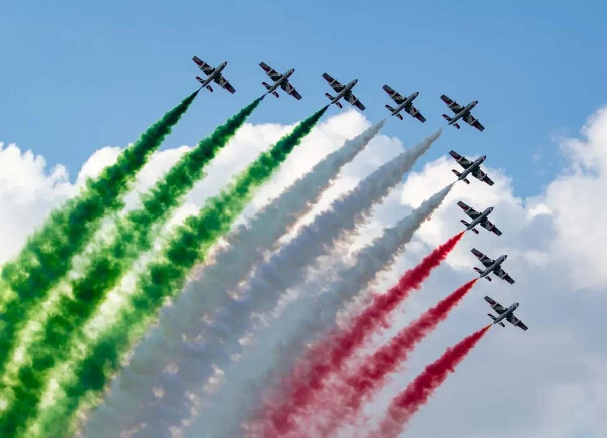 Frecce Tricolori sorvolano Roma oggi 1 giugno 2023 perché motivo