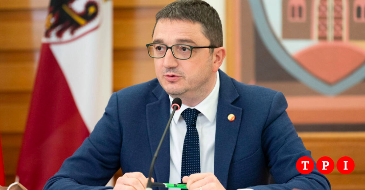 Busta con proiettile al presidente della provincia di Trento Fugatti: “Il prossimo è per te”
