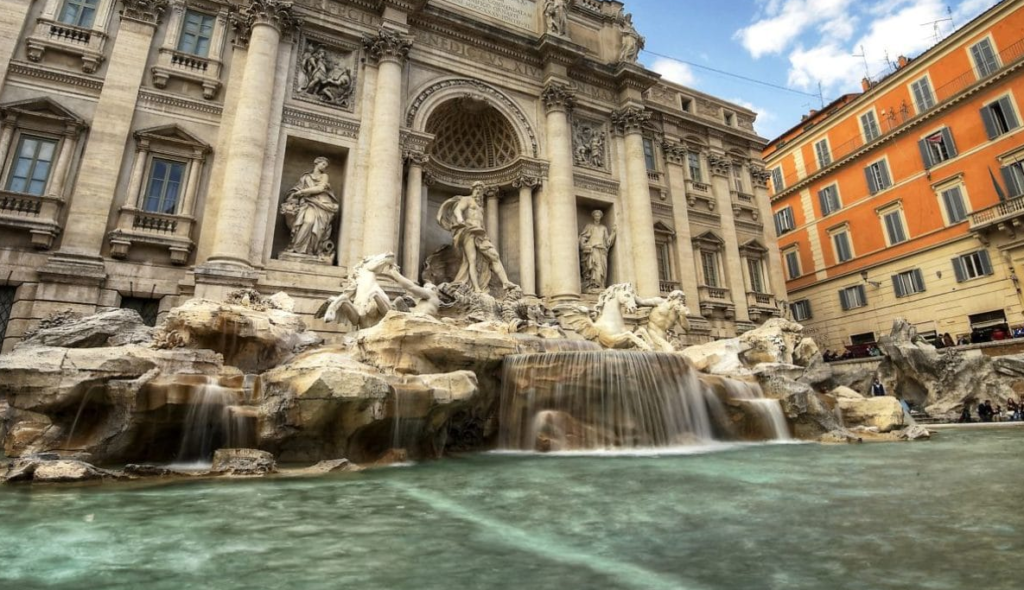 fontana di trevi ultima generazione