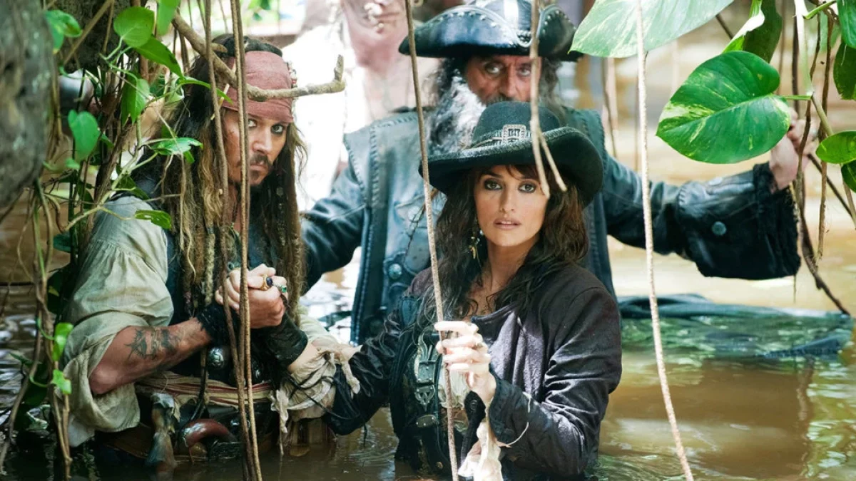 pirati dei caraibi oltre i confini del mare trama cast film italia 1