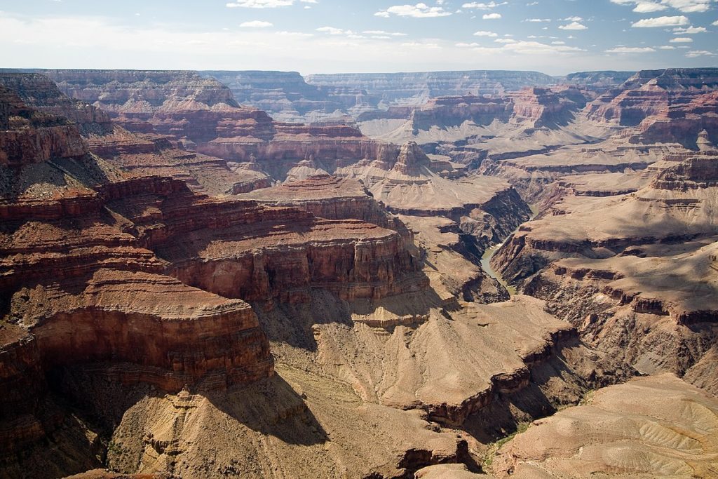 14enne precipita nel Grand Canyon e sopravvive Un miracolo