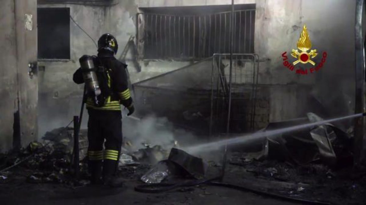 Tivoli, sotto accusa il sistema antincendio dell'ospedale e i soccorsi arrivati dopo 45 minuti