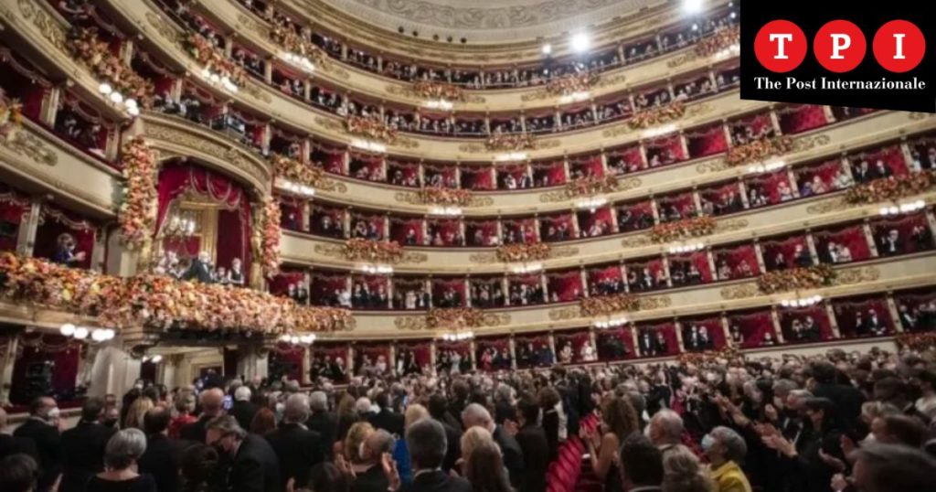 caso Teatro Scala Milano Vizzardelli Viva Italia antifascista La Russa Salvini controllo Stato Digos Guida Bardi