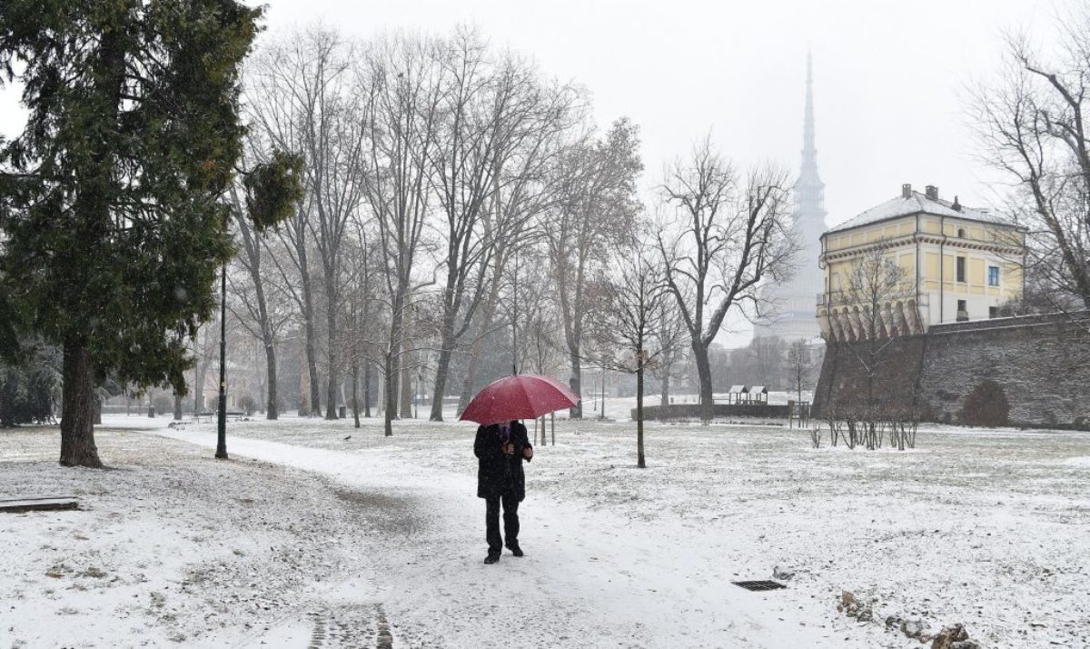 Previsioni meteo: maltempo ovunque e neve su Alpi e Appennino
