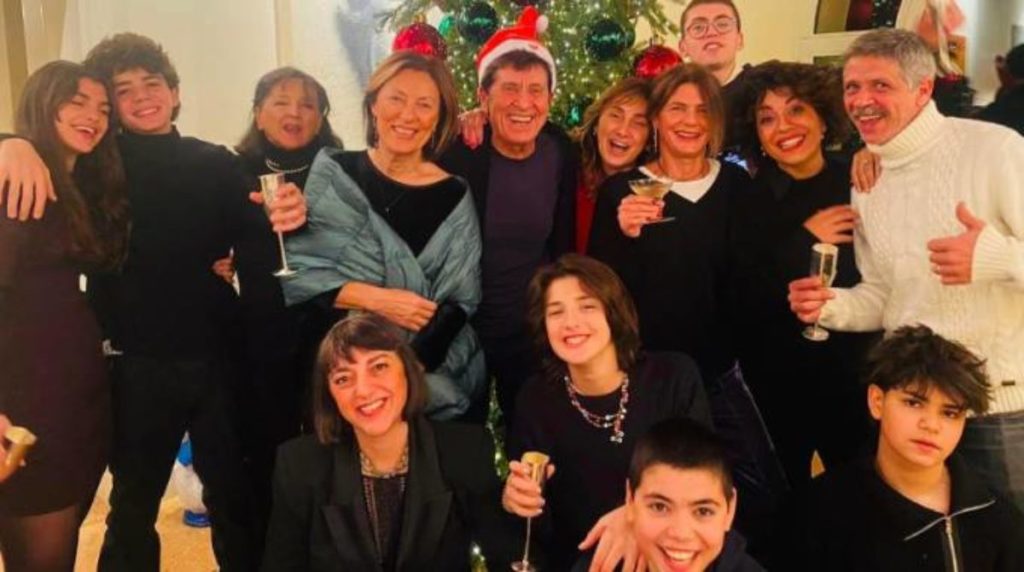 Chi sono i figli di Gianni Morandi, ospite al Festival di Sanremo 2024