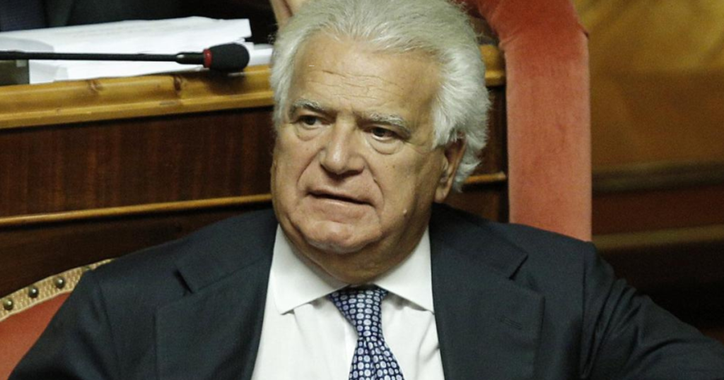 Denis Verdini torna in carcere: “Evase dai domiciliari per partecipare a tre cene”