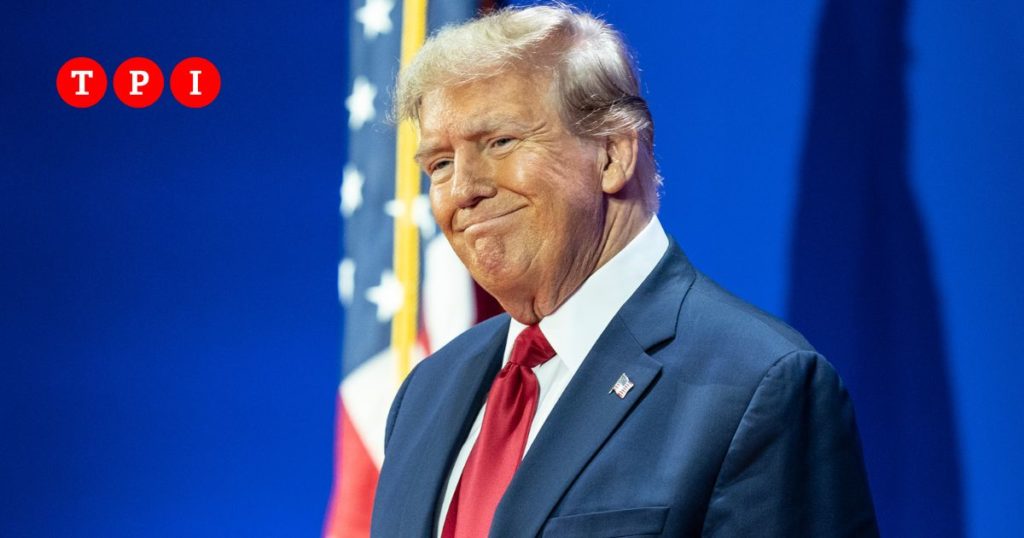 bibbia donald trump make america pray again god bless the usa bible greenwood