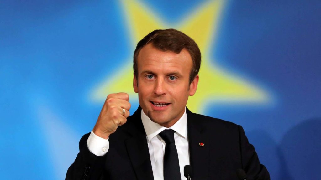 Allarme di Macron: "L'Europa è accerchiata, può morire"