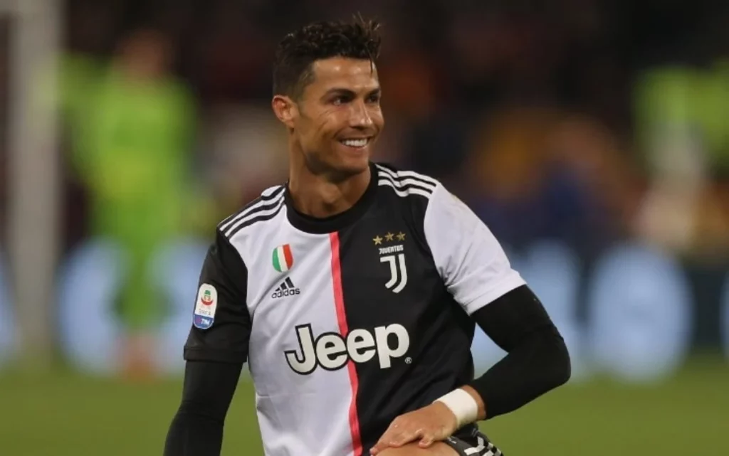Caso stipendi, Ronaldo ha vinto l'arbitrato contro la Juventus per i 19,5 milioni di euro di arretrati