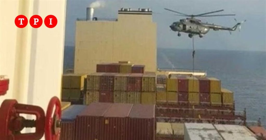 iran pasdaran abbordano portacontainer msc aries collegata israele stretto hormuz