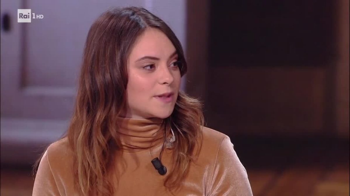 sanremo 2025 francesca michielin abiti abito festival stilista look vestito vestiti oggi prima serata