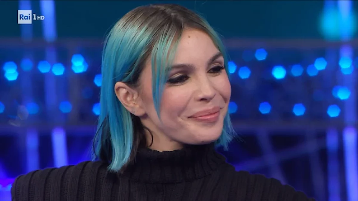 sanremo 2025 rose villain abiti abito festival stilista look vestito vestiti oggi serata finale