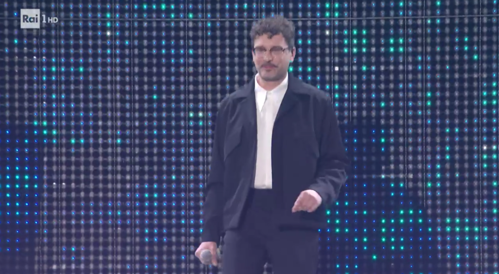 Un tempo piccolo: il testo della canzone (cover) di Willie Peyote, Zampaglione e Ditonellapiaga a Sanremo 2025