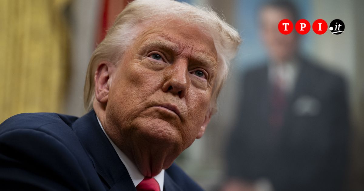 Scoppia guerra da Tpi.it Scoppia la guerra commerciale fra Usa e Canada Trump Distruggerò la vostra industria dell’auto E torna a minacciare l’annessione