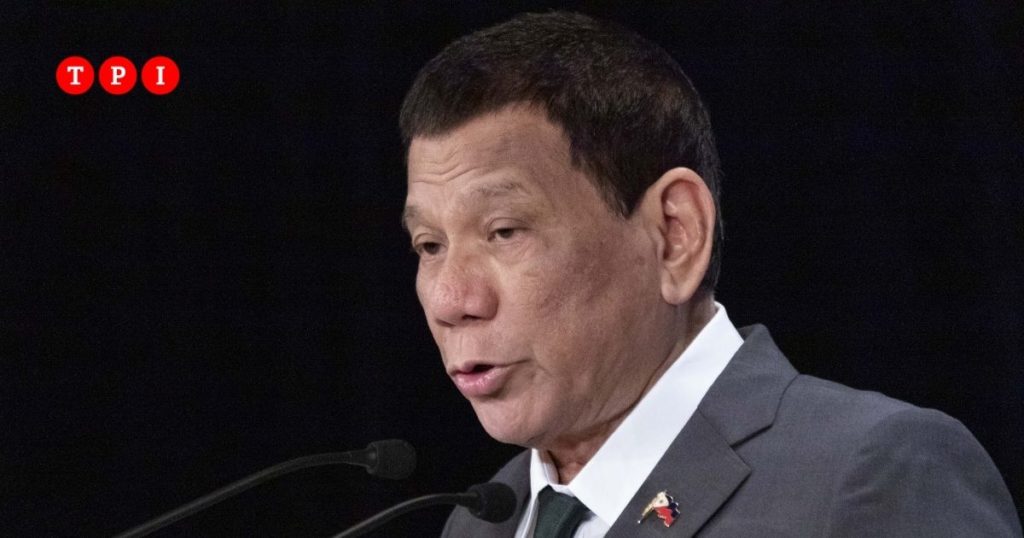 filippine arrestato ex presidente rodrigo duterte crimini contro umanita cpi