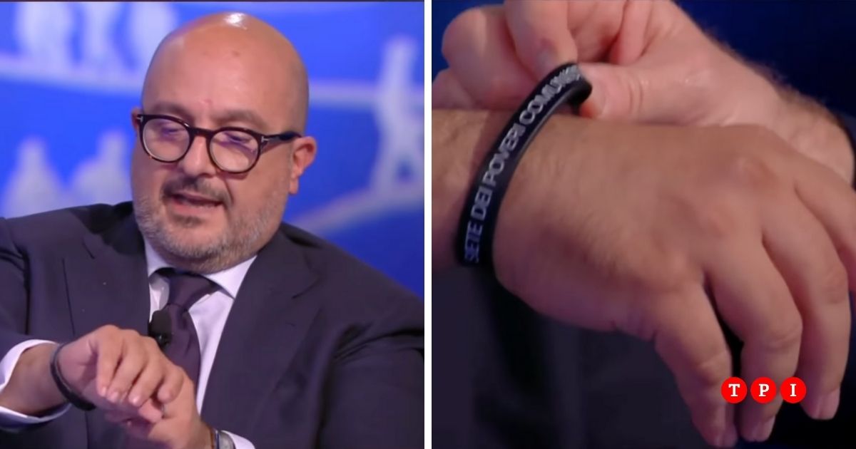 Sangiuliano mostra a Formigli il braccialetto con scritto “siete dei poveri comunisti” | VIDEO Sangiuliano mostra a Formigli il braccialetto con scritto “siete dei poveri comunisti” | VIDEO