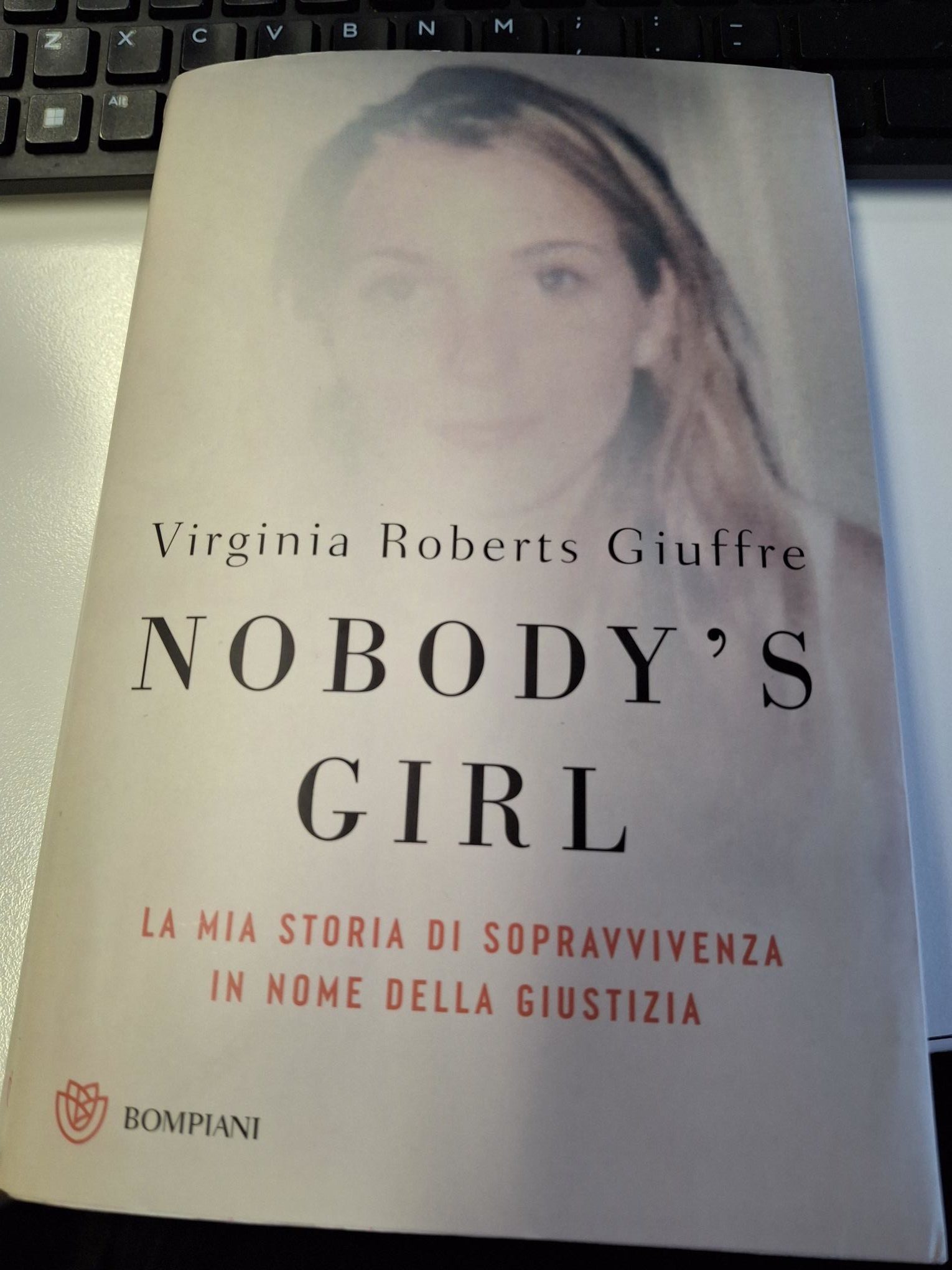 un libro di corsa nobody8217s girl