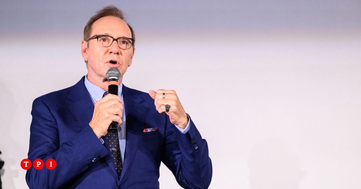 kevin spacey senza fissa dimora dopo le accuse di molestie vivo tra hotel e airbnb i costi dei processi sono stati astronomici