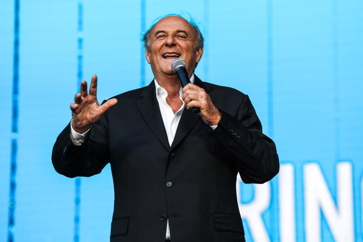 Gerry Scotti: tutto quello che non sai sulla vita privata del conduttore de La ruota della fortuna