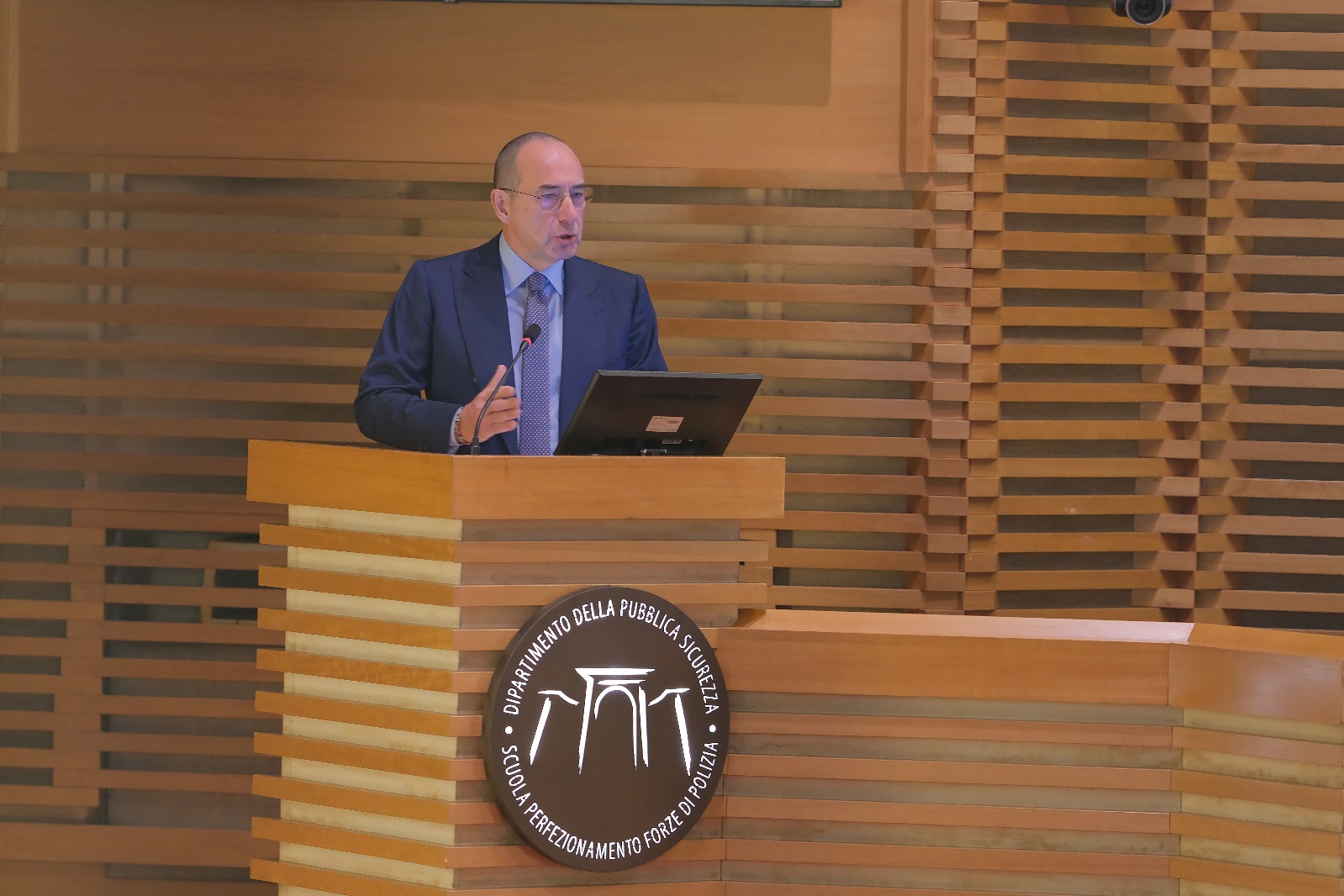 Cybersicurezza, Utilitalia: investimenti delle utility pari a 670 milioni. Del Fabbro: “Siamo davanti a una minaccia importante. Dobbiamo garantire che l’ecosistema italiano sia resiliente”