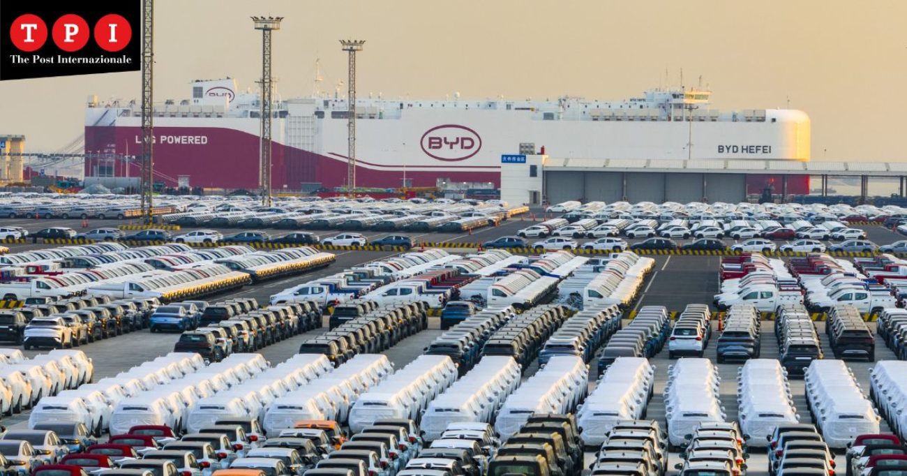 Perché la Cina taglia gli investimenti in Europa (dove l’industria continua a dipendere dal Dragone)