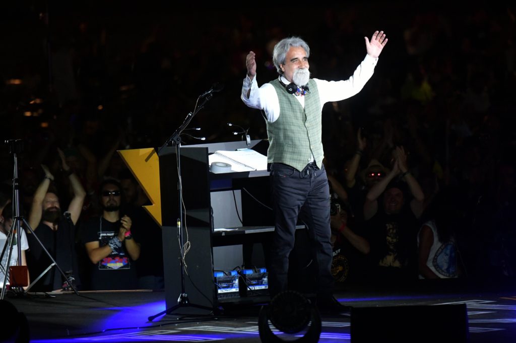 peppe vessicchio le cause della morte del direttore d8217orchestra ricordato a sanremo 2026 da Tpi.it peppe vessicchio le cause della morte del direttore d8217orchestra ricordato a sanremo 2026