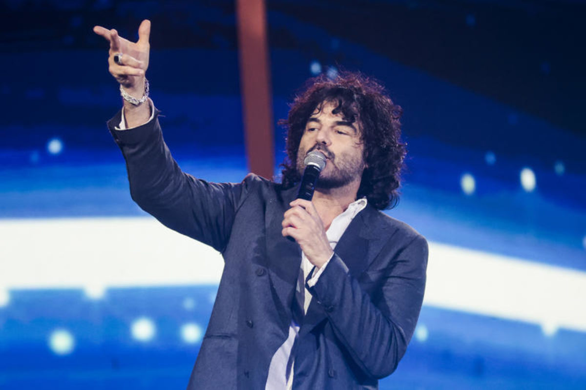 sanremo 2026 l8217abito di francesco renga per la prima serata del festival look e stilista da Tpi.it sanremo 2026 l8217abito di francesco renga per la prima serata del festival look e stilista
