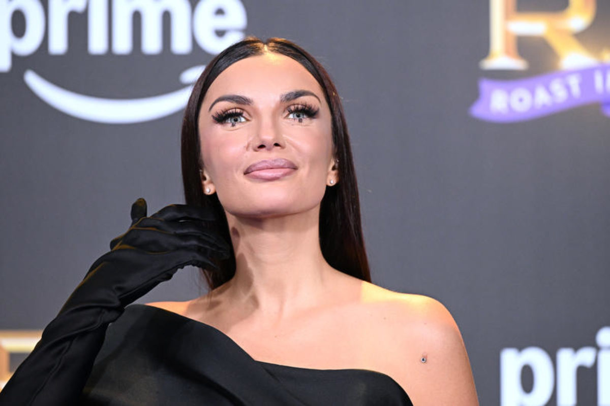 Sanremo 2026, l’abito di Elettra Lamborghini per la seconda serata del Festival: look e stilista Sanremo 2026, l’abito di Elettra Lamborghini per la seconda serata del Festival: look e stilista