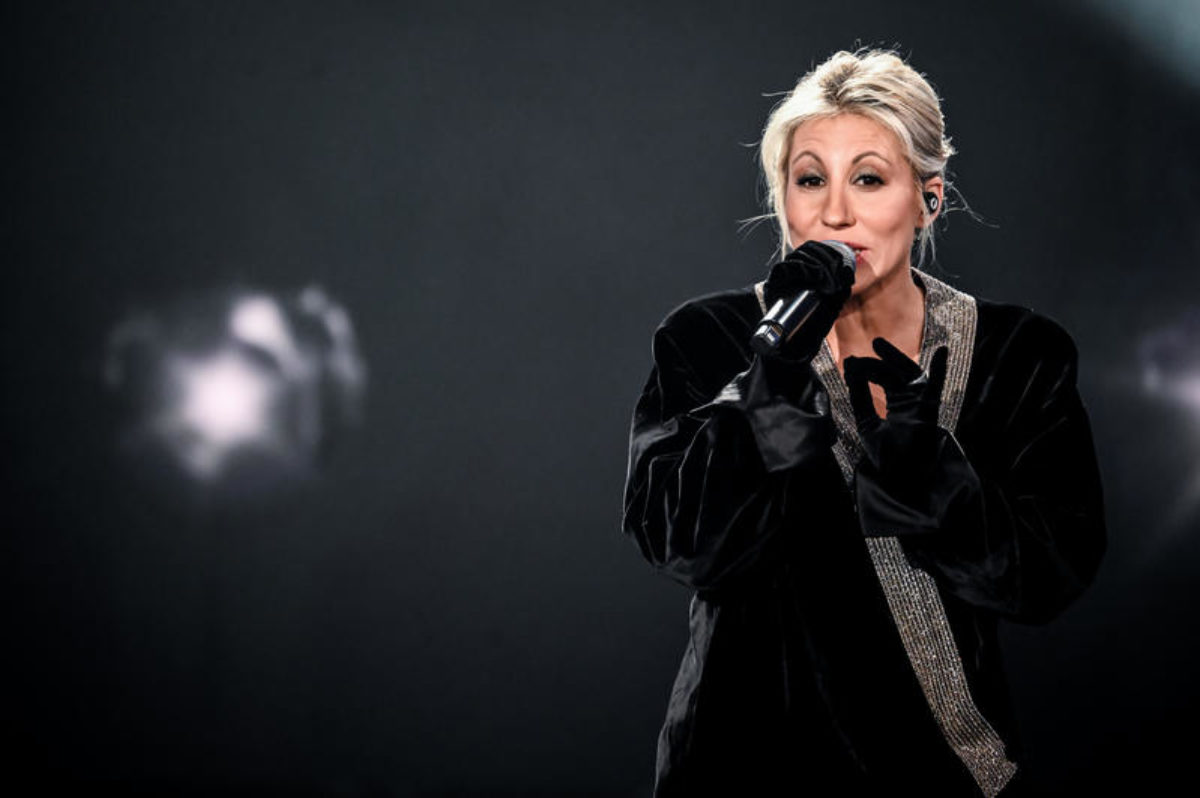 Sanremo 2026, l’abito di Malika Ayane per la serata finale del Festival: look e stilista