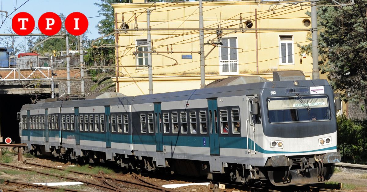 Viterbo, scontro tra un treno e un bus Cotral: diversi feriti