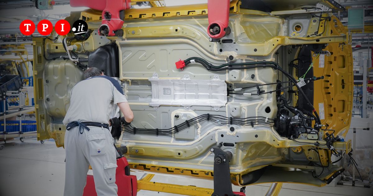 cassino i sindacati scendono in piazza la fabbrica stellantis rischia la chiusura da Tpi.it cassino i sindacati scendono in piazza la fabbrica stellantis rischia la chiusura