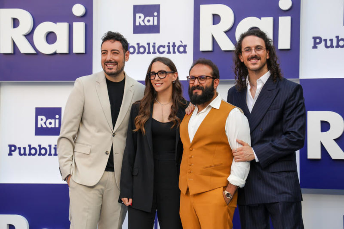 stasera a letto tardi il nuovo show con i the jackal su rai 2 da Tpi.it stasera a letto tardi il nuovo show con i the jackal su rai 2