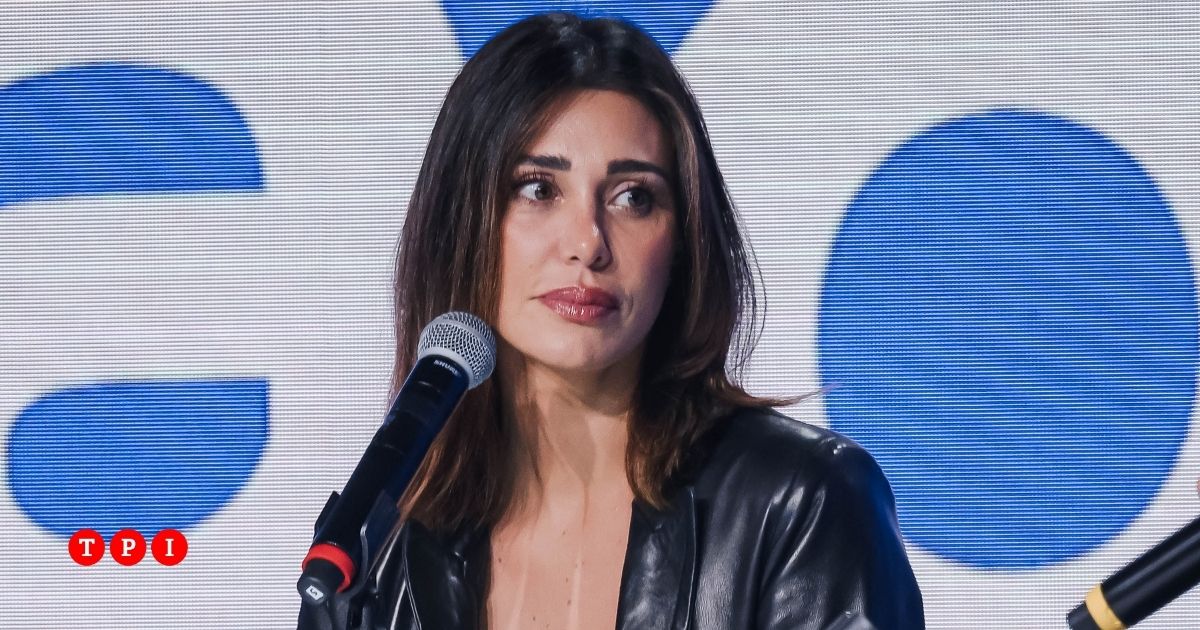 belen rodriguez denunciata per omissione di soccorso ritirata la patente rischia il processo da Tpi.it belen rodriguez denunciata per omissione di soccorso ritirata la patente rischia il processo