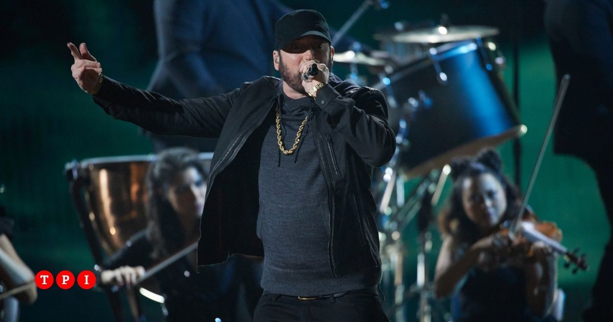 eminem contro facebook instagram e whatsapp l8217editore del rapper fa causa da 109 milioni di dollari per presunta violazione del copyright da Tpi.it eminem contro facebook instagram e whatsapp l8217editore del rapper fa causa da 109 milioni di dollari per presunta violazione del copyright