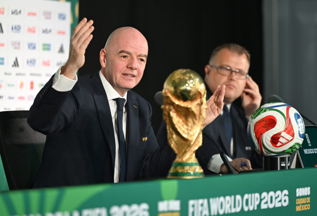 La Fifa conferma la prosecuzione della privatizzazione nonostante le critiche