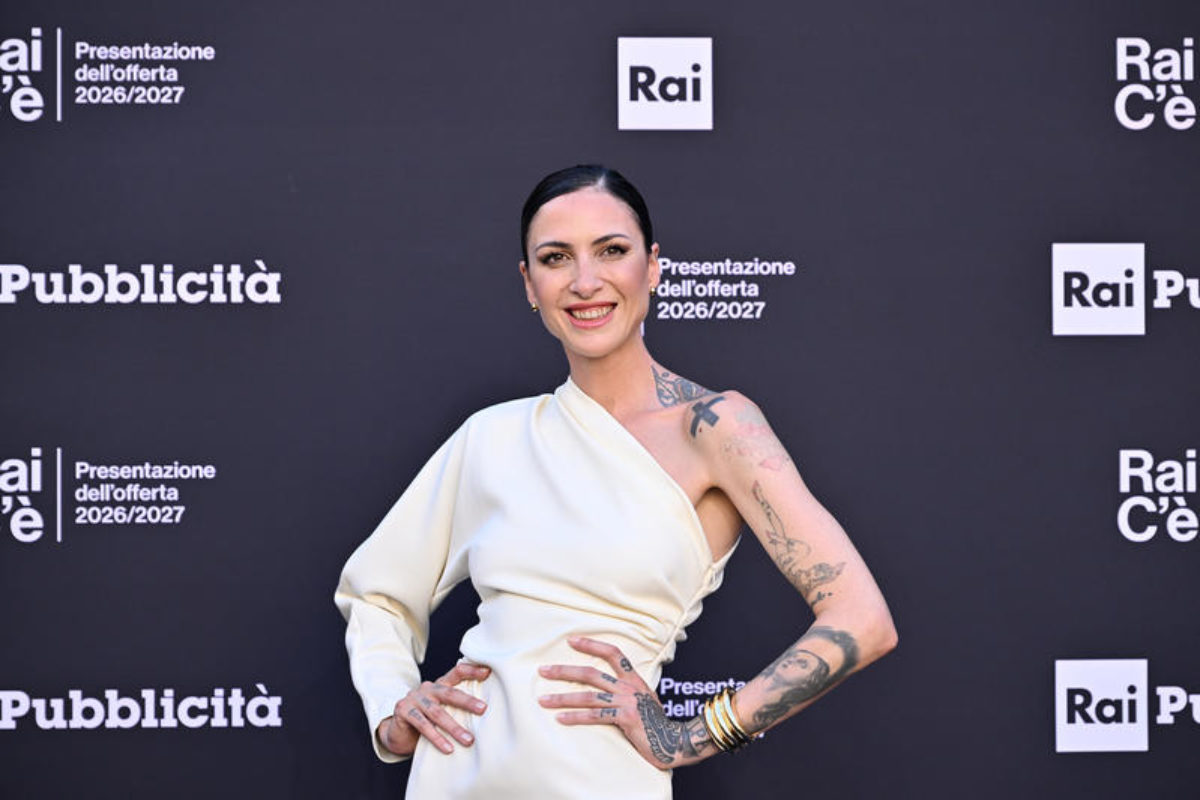 rai radio2 live 8211 il cielo 232 sempre pi249 blu lo spettacolo da cosenza dedicato a rino gaetano da Tpi.it rai radio2 live 8211 il cielo 232 sempre pi249 blu lo spettacolo da cosenza dedicato a rino gaetano