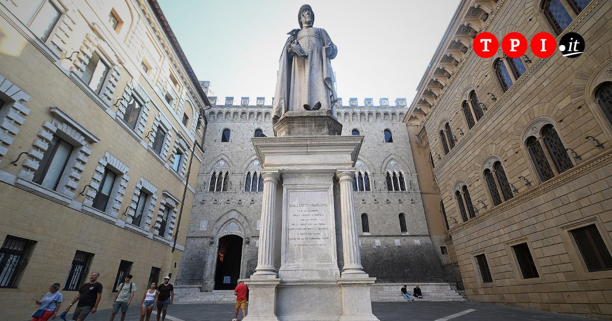 mps tutti i punti deboli del piano di lovaglio contro intesa da Tpi.it mps tutti i punti deboli del piano di lovaglio contro intesa