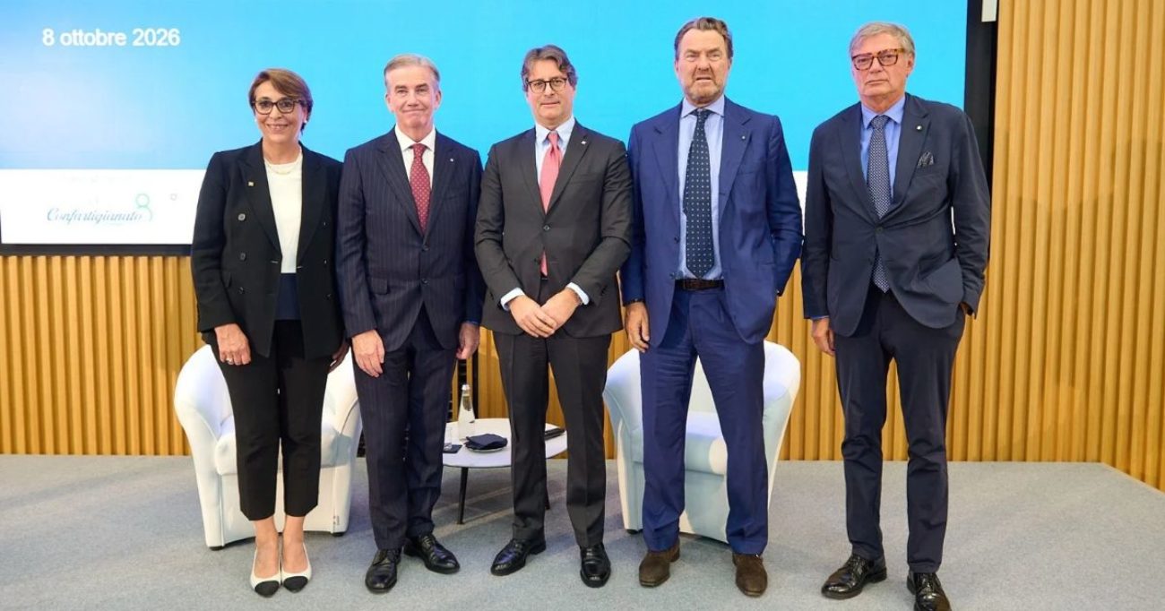 intesa sanpaolo piano da 20 miliardi per le pmi di commercio artigianato e turismo da Tpi.it intesa sanpaolo piano da 20 miliardi per le pmi di commercio artigianato e turismo